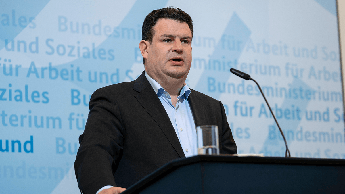 Hubertus Heil will Altenpflege-Löhne erhöhen