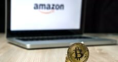 Amazon dementiert Akzeptanz von Kryptozahlungen: Bitcoin fällt wieder