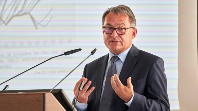 Bundesbankpräsident kündigt Ende der Negativzinsen an
