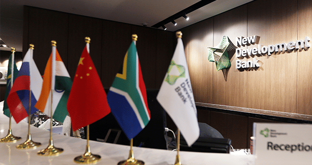 BRICS-Staaten: Mit Gold-Währung gegen den US-Dollar?