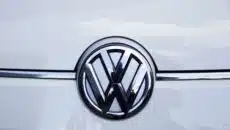 VW und Rivian gegen Tesla